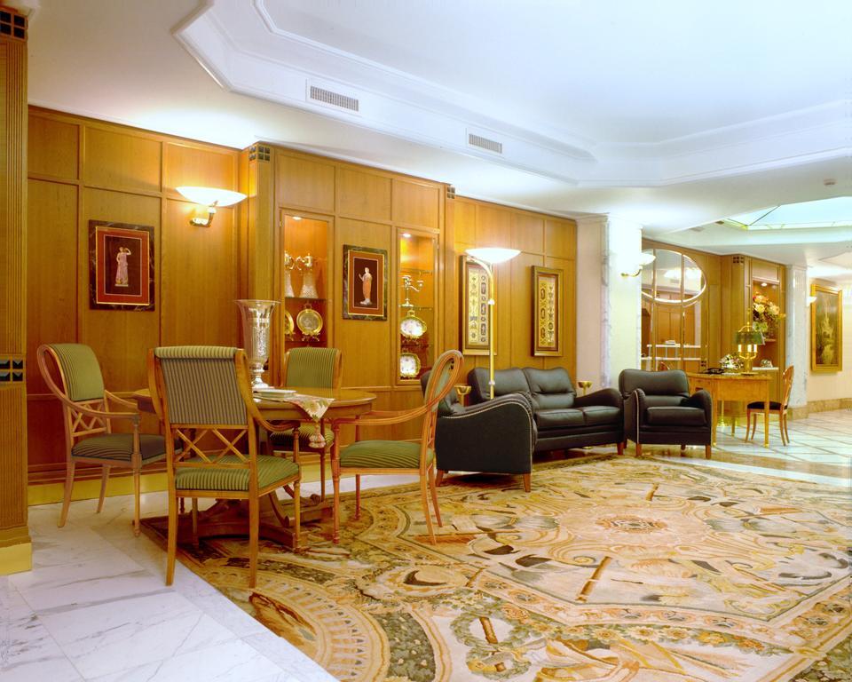 Hotel Capitol Milano Esterno foto