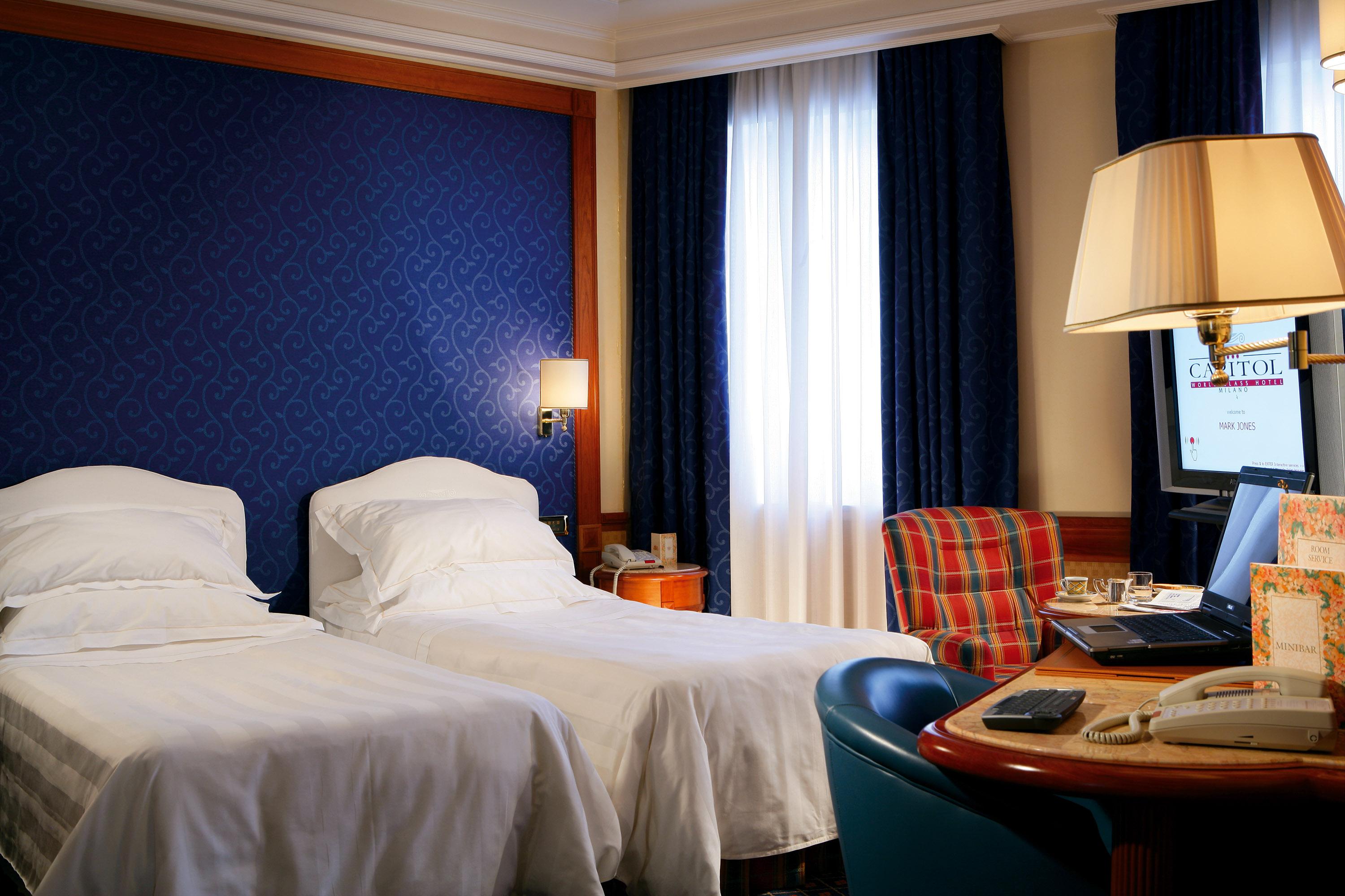 Hotel Capitol Milano Esterno foto