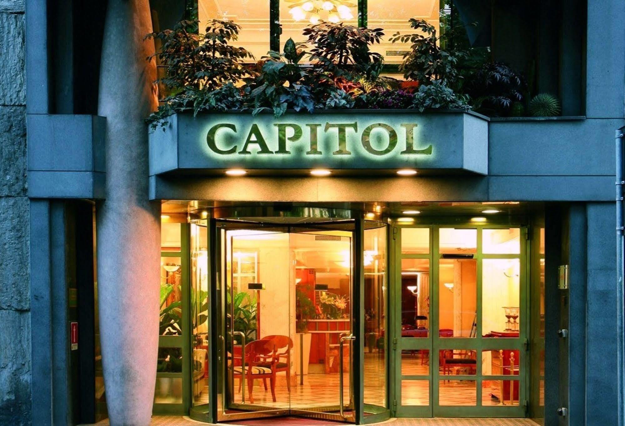 Hotel Capitol Milano Esterno foto